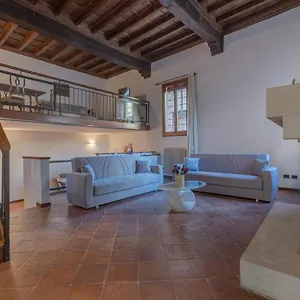Exclusive Duplex In The Center X9! Ferrara